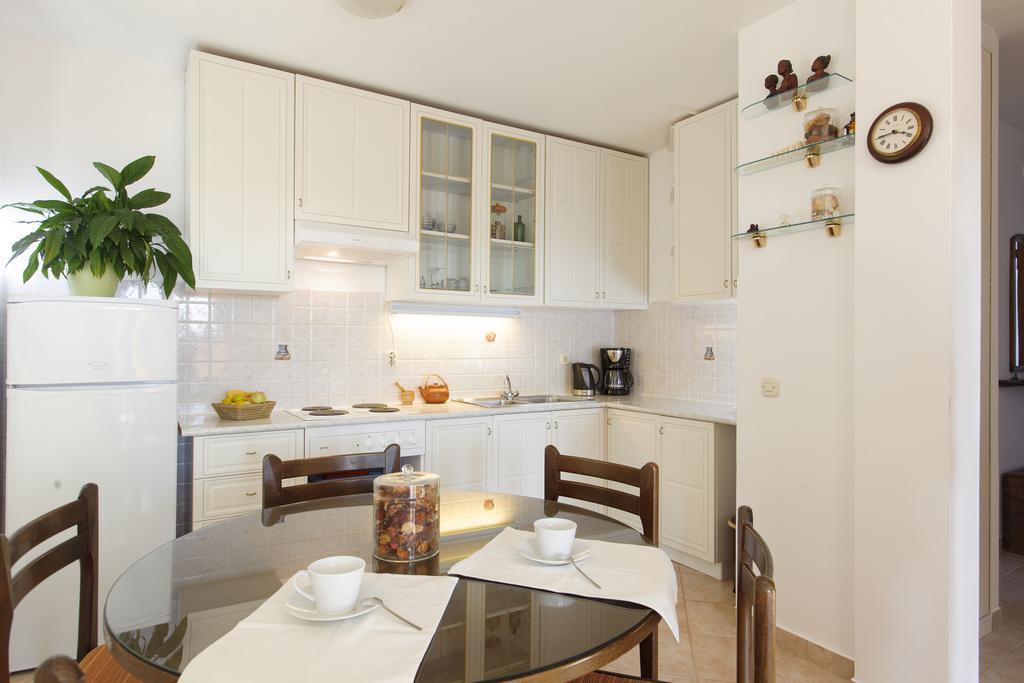 Donji Okrug  Cipra Apartments חדר תמונה